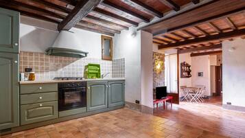 Refrigerador, horno, parrilla de estufa y lavavajillas