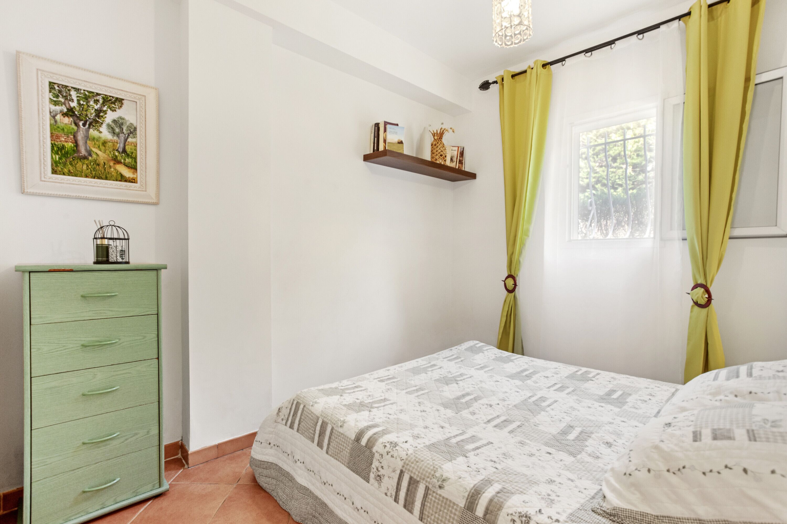 2 chambres, fer et planche à repasser, Wi-Fi gratuit, draps fournis