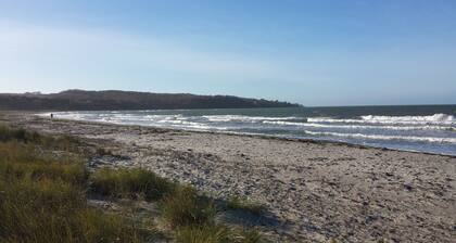 Charming and cozy house near Høve beach
