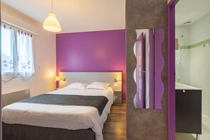 1 dormitorio, tabla de planchar con plancha, wifi gratis y ropa de cama