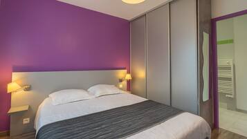 1 bedroom, iron/ironing board, free WiFi, bed sheets