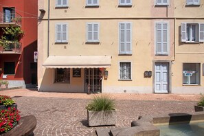 Exterior - Holiday Home 'La Piazzetta' with Mountain View and Wi-Fi (Germignaga)