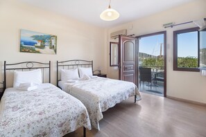 Free WiFi, bed sheets - Studio Apartment 'Vaso  Sea View' with Sea View, Wi-Fi and Air Conditioning (Nikiana)