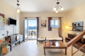 TV, fireplace, DVD player, stereo