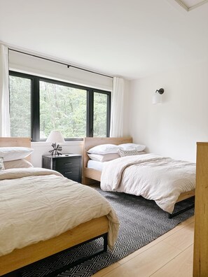 3 dormitorios, tabla de planchar con plancha, wifi gratis y ropa de cama