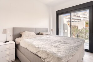 4 bedrooms, free WiFi, bed sheets