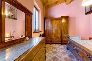 1 chambre, accès au Wi-Fi (inclus), literie fournie