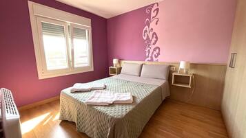 1 camera, ferro/asse da stiro, Wi-Fi gratuito, lenzuola