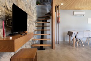 Interior - Quinta of Carvoeiras  'Casa Do Caseiro - T2' with Lake View, Wi-Fi and Air Conditioning (Vieira do Minho)