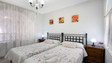 1 bedroom, free WiFi, bed sheets