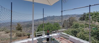Holiday Home 'Balcón De Galaz' with Sea View, Private Terrace and Private Garden