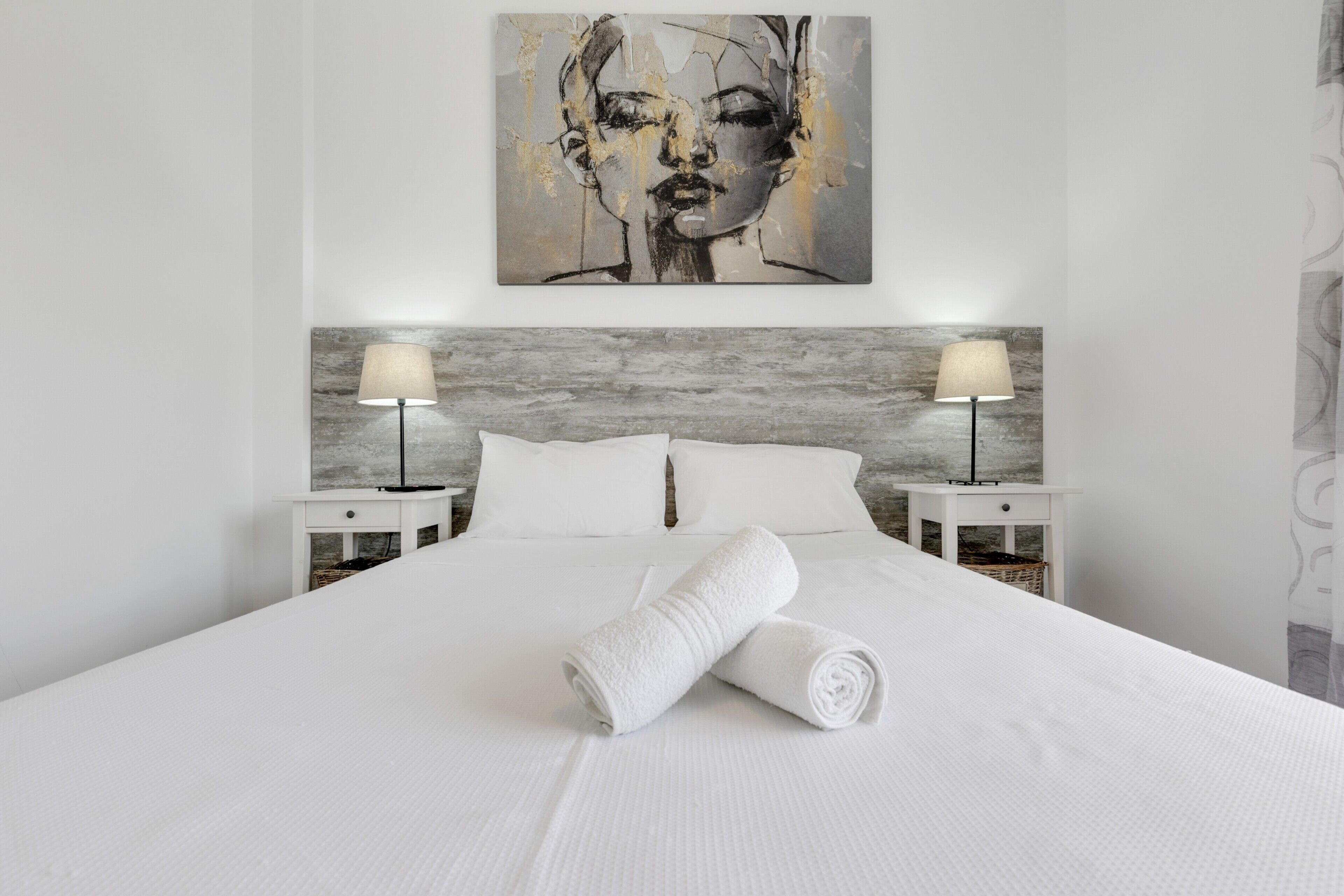 4 quartos, ferros/tábuas de passar roupa, Wi-Fi de cortesia