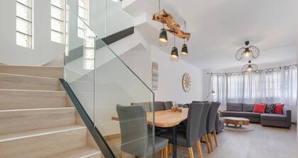 Ferienvilla 'La' mit Privatem Pool, Privater Terrasse und Wi-Fi