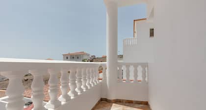 Ferienvilla 'La' mit Privatem Pool, Privater Terrasse und Wi-Fi
