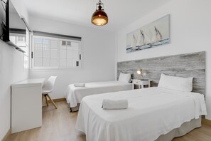 4 habitaciones, tabla de planchar con plancha y wifi gratis 