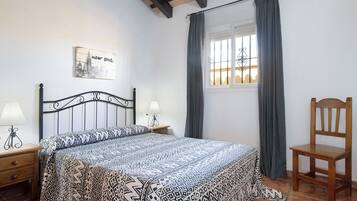 3 dormitorios, wifi gratis, ropa de cama