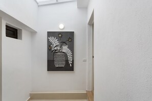 Interior - Vacation Apartment 'Los Abuelos 3 Icod' with Mountain View, Shared Terrace and Wi-Fi (Icod de los Vinos)