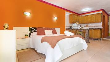 1 bedroom, iron/ironing board, free WiFi, bed sheets