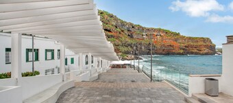 Vacation Apartment 'Arcoiris Al Mar Playa San Marcos' with Sea View, Balcony and Wi-Fi