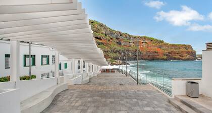 Vacation Apartment 'Arcoiris Al Mar Playa San Marcos' with Sea View, Balcony and Wi-Fi