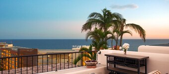 Awesome Condo San Jose Surfboards and Sands