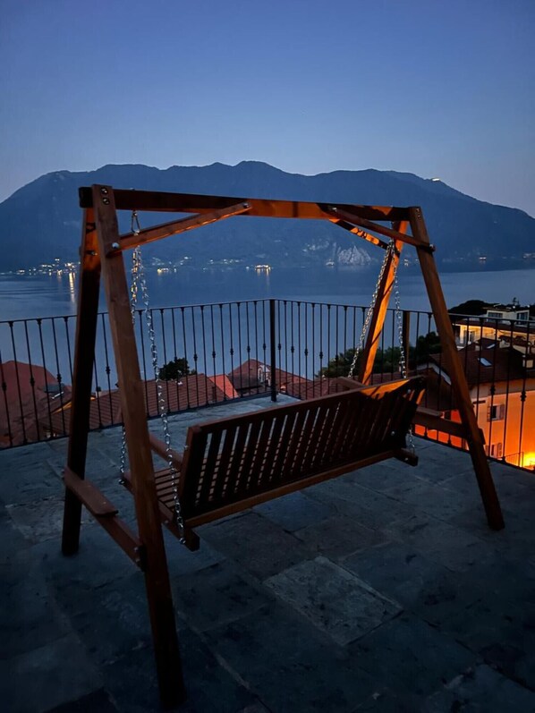 Property grounds - Serra Boutique Villa & Spa with great lake view (Ghiffa)