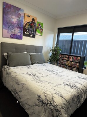 1 camera, Wi-Fi gratuito, lenzuola