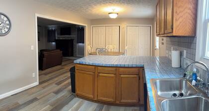 Spacious 5-bedroom/3-bathroom Lake view house with Lake access & private dock.