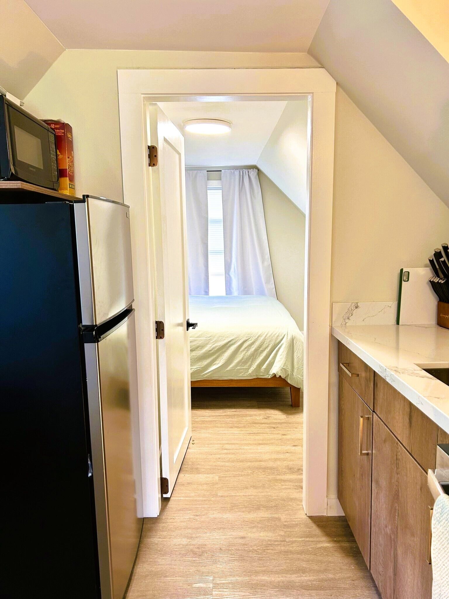 1 Schlafzimmer, Schreibtisch, WLAN, Bettwäsche