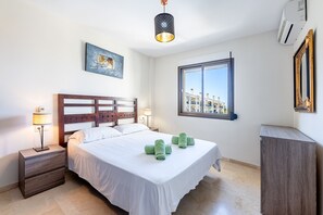 2 soverom, strykejern/-brett, wi-fi (inkludert) og sengetøy