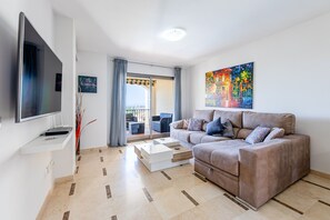 TV, DVD player - Riviera del Sol  2 bed apt Bellasol urb (Mijas Costa)