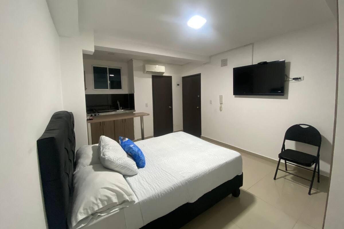 Economy Single Room