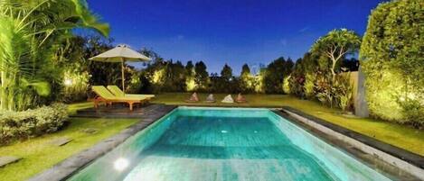 Alberca al aire libre