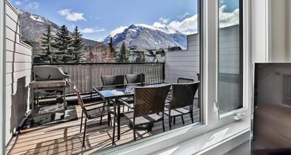 Mountain View Townhouse, Private Garage + Patio + Central AC