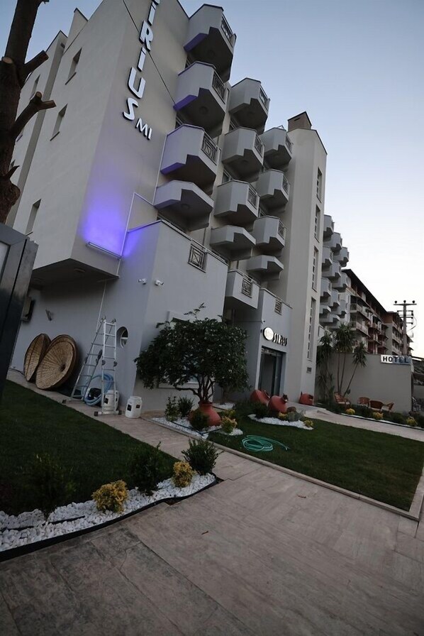 Front of property - Sirius Mi Hotel Gumuldur (Menderes)