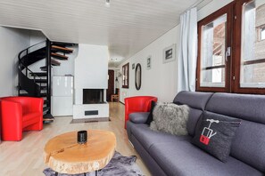 Smart-tv och eldstad