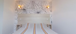2 bedrooms