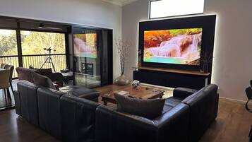 Smart TV, lareira