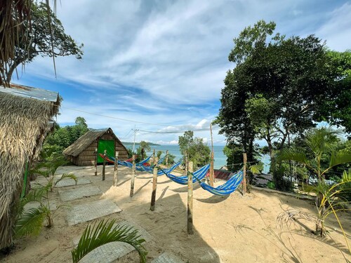 Plankton Bungalow and Camping