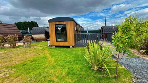 The Hogwarth - Explorers Den