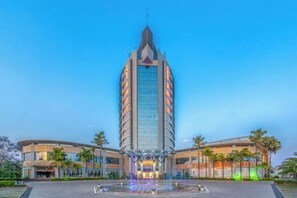 Exterior - Jinghu Hotel (Yuxi)