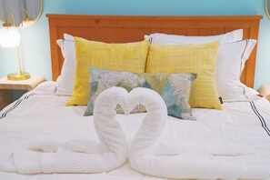 Iron/ironing board, travel cot, free WiFi, bed sheets