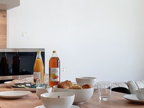 Dining - Corylus-appartement-4Pers-Centre Station (Les Gets)