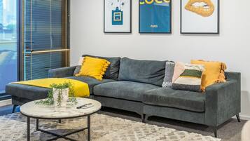 Apartment, 3 Bedrooms | Living area