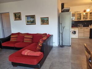 TV - Appartement Dans une Residence Familliale (santo pietro di tenda)