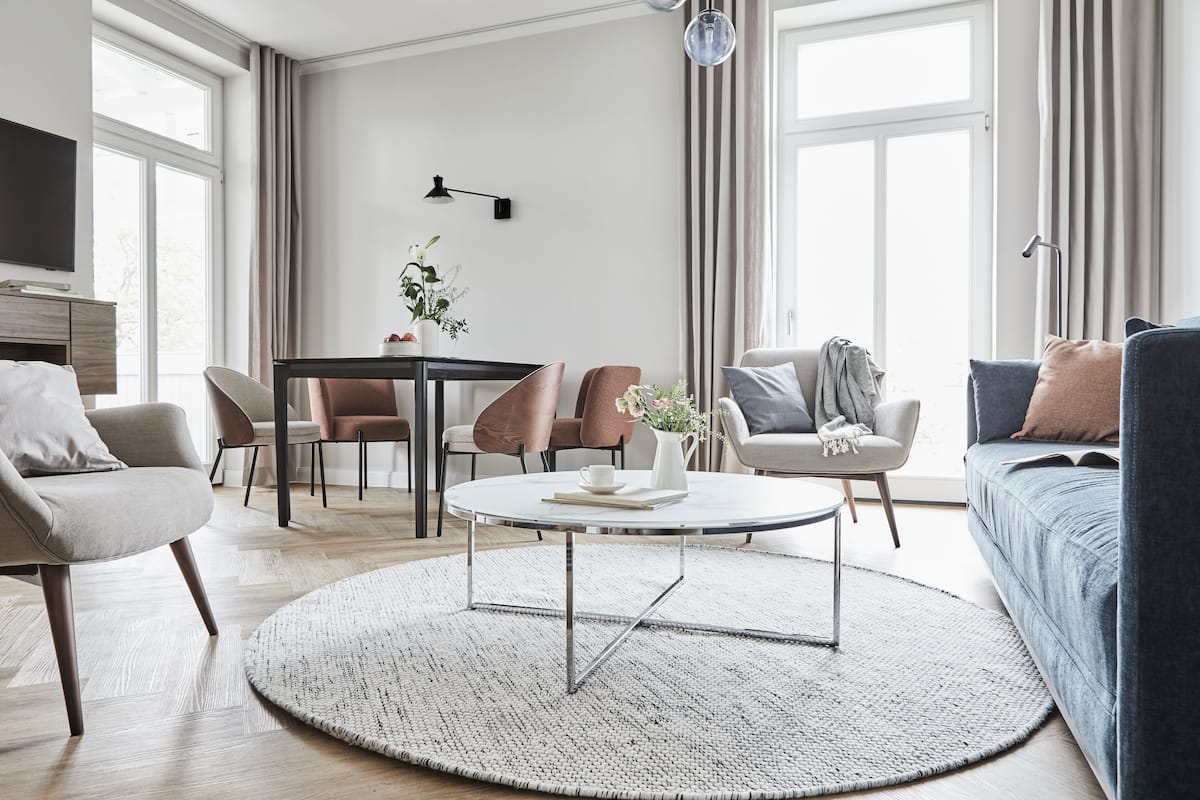 2 habitaciones, ropa de cama hipoalergénica y decoración personalizada
