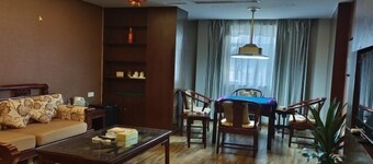 Phoenix Hotel