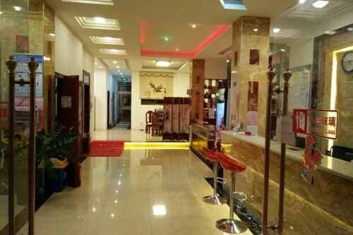 Chongzuo Aloft Convenience Hotel