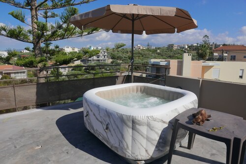 Magnificent Apartment & Studio in Chania