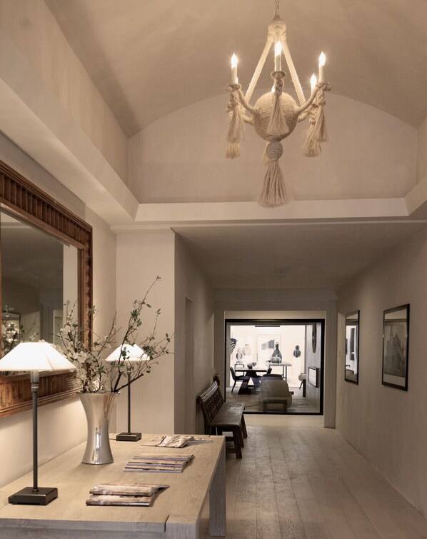 Interior - Palace Modern Hotel at the Plaza - King Suite 1 (Santa Fe)